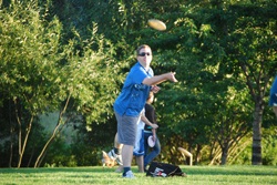 Image of a Man Playing Disc Golf