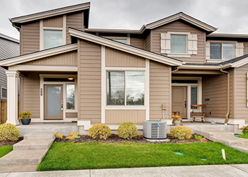 A side by side duplex in South Hillsboro