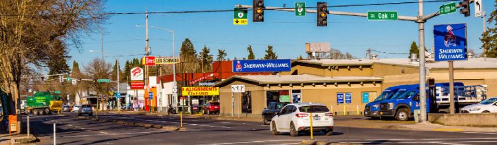 10th Avenue and Oak St intersection in Hillsboro