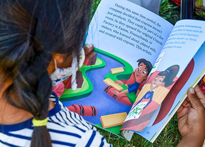 Little-Girl-Reading