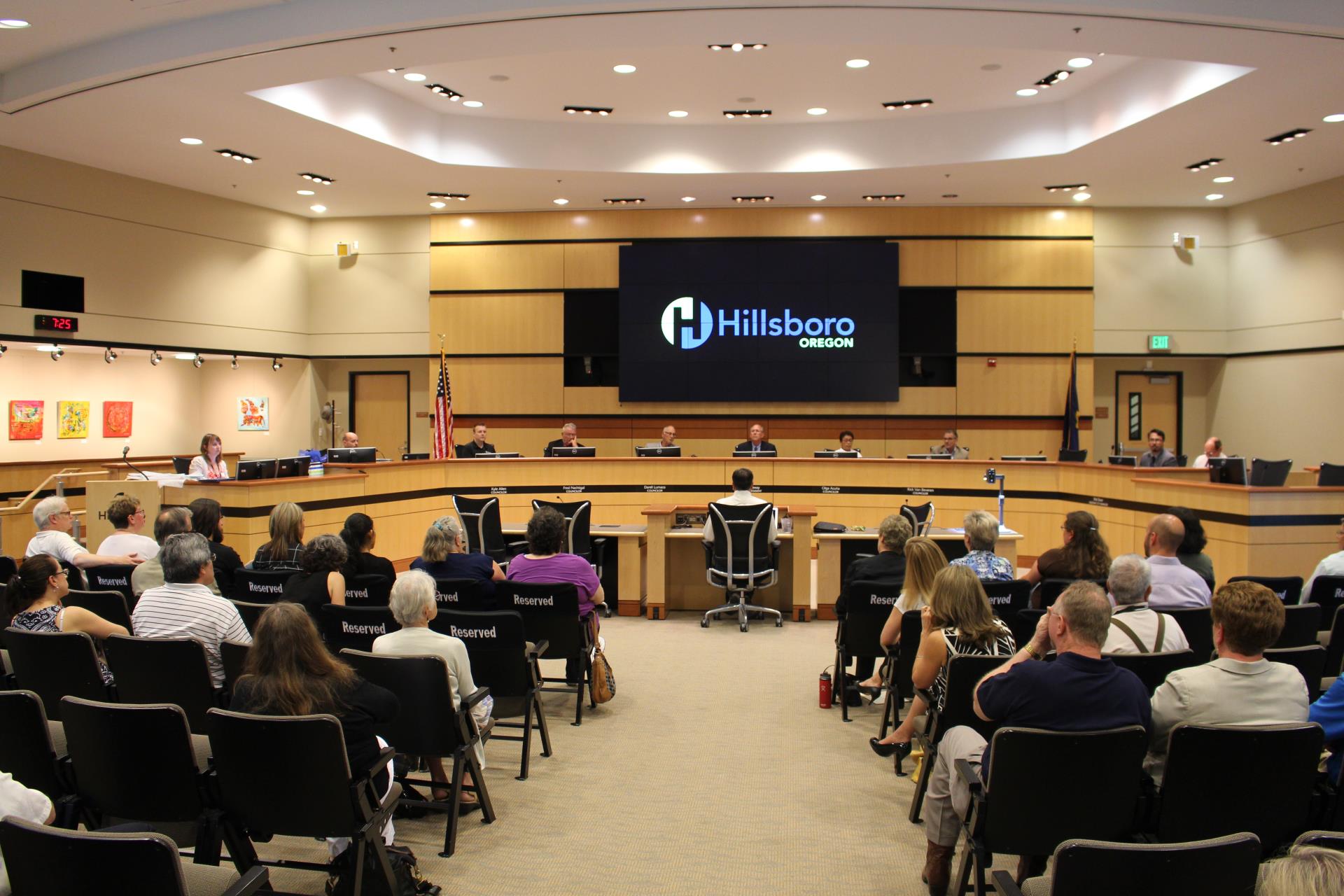 Image of the City of Hillsboro Council in Auditorium